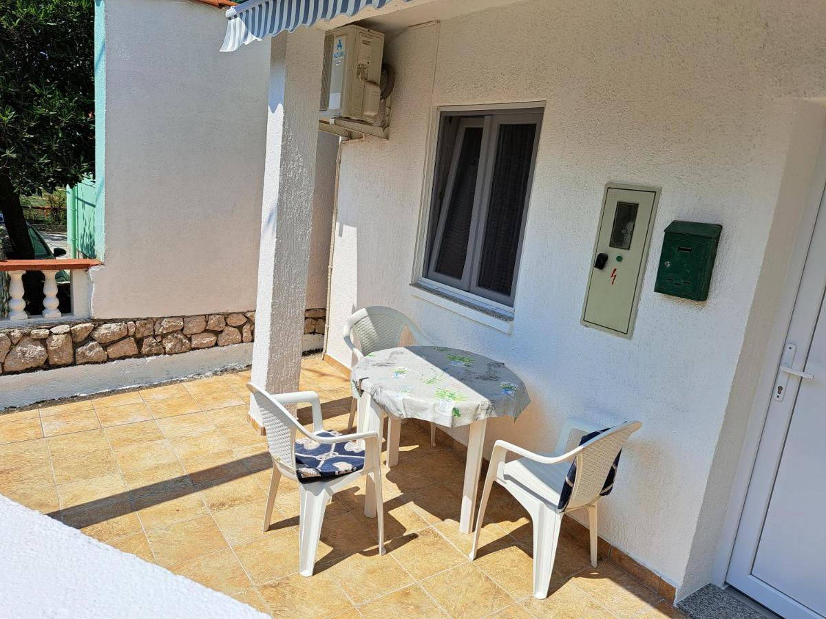 Apartmani Ana-Lora Lopar Ngoại thất bức ảnh
