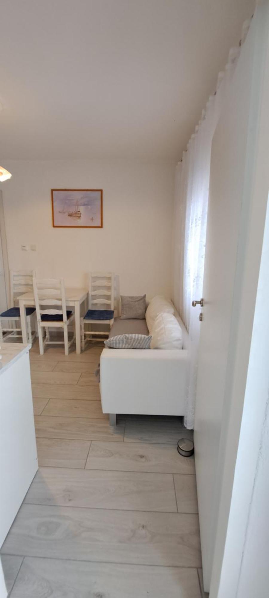 Apartmani Ana-Lora Lopar Ngoại thất bức ảnh