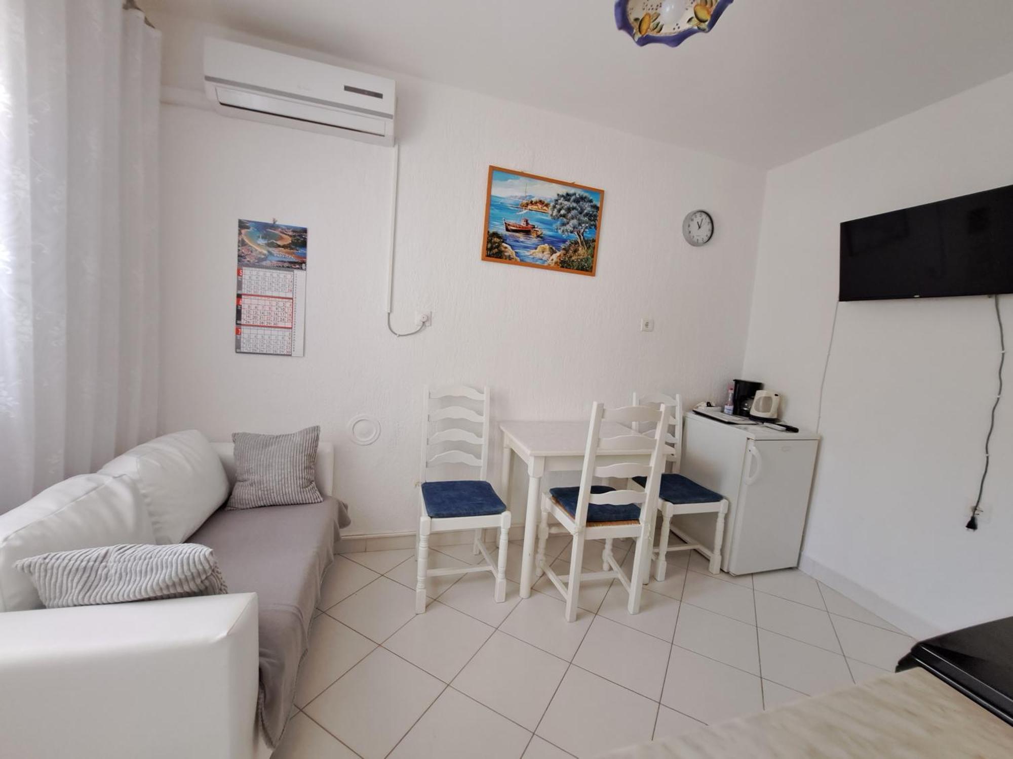 Apartmani Ana-Lora Lopar Ngoại thất bức ảnh
