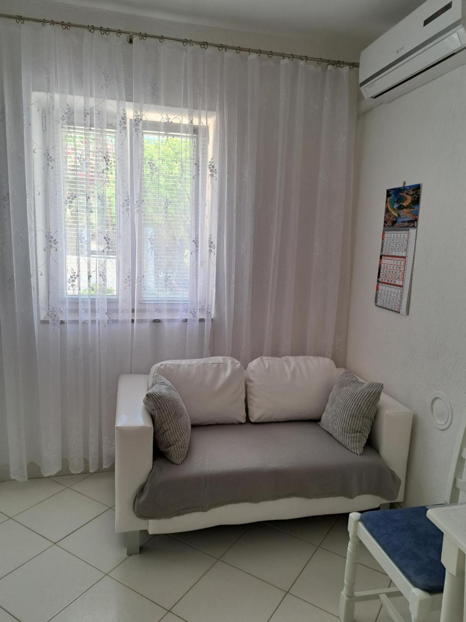 Apartmani Ana-Lora Lopar Ngoại thất bức ảnh